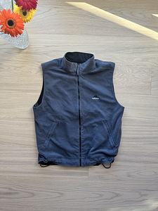 Двусторонний жилет Adidas (2 фото из 10)