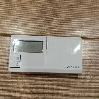 Термостат Salus
