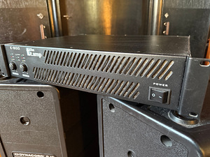 Пассивные колонки Dynacord D12 и усилитель t.amp t-800 (4 фото из 5)