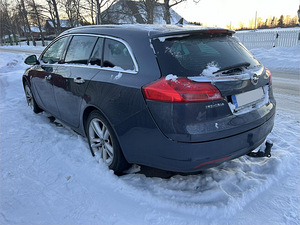 Opel insignia (2 foto / 8)