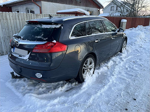 Opel insignia (5 foto / 8)