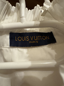 Женская рубашка Louis Vuitton (2 фото из 6)