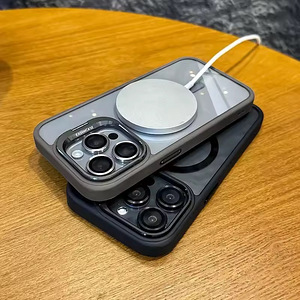 П: Чехол для Iphone 14/15 Plus (1 фото из 5)