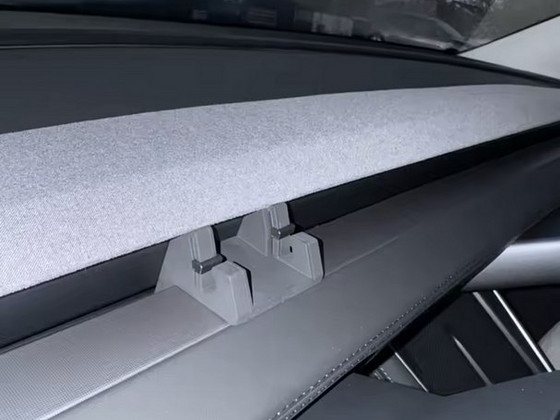 M: Tesla Model Y 2025 / Model 3 2024 telefonihoidja