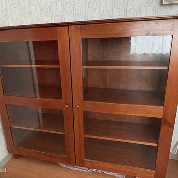 Vitriinkapp puidust klaasustega 140x122(h)x38 2tk