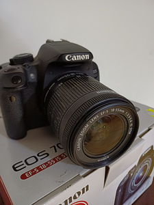 Canon eos700d (2 фото из 4)