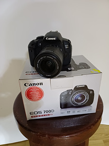 Canon eos700d (4 фото из 4)