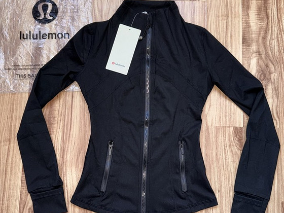 Lululemon spordijakk спортивная кофта