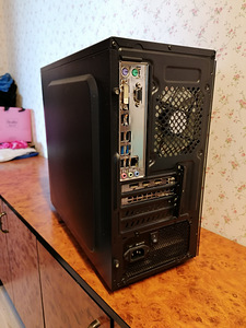 I3-10100F/ GTX 1650/ 16GB DDR4/ 256GB SSD/ H410M S2H V3 (3 foto / 7)