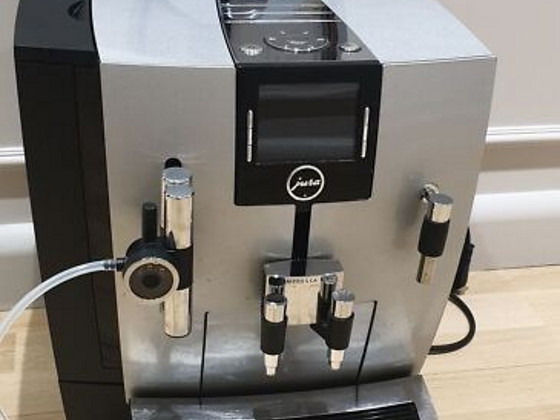 Jura espresso täisautomaatne kohvimasin Impressa XJ9