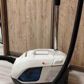 Tolmuimeja Karcher DS.6000 veefiltriga,900w.
