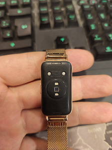 Huawei Band 7 Fitness Tracker (Gold/Pink) (3 foto / 3)