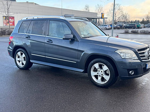 Продается Mercedes-Benz GLK 320 (2 фото из 10)