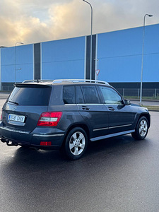 Продается Mercedes-Benz GLK 320 (8 фото из 10)
