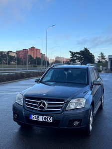 Продается Mercedes-Benz GLK 320 (9 фото из 10)