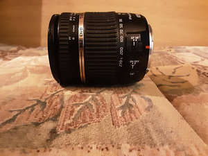 Komplekt Tamron Canon 18-270mm f/3.5-6.3 Di II VC HLD (3 foto / 8)