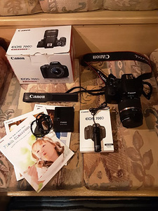 Komplekt Tamron Canon 18-270mm f/3.5-6.3 Di II VC HLD (7 foto / 8)