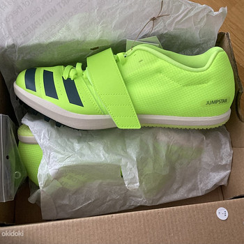 Новые шиповки Adidas Jumpstar