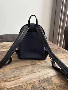 Marvel Loungefly Venom Mini Backpack seljakott (4 foto / 10)