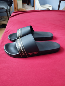 Шлёпанцы EA7 Emporio Armani (2 фото из 3)