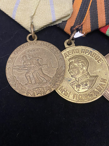 Медали СССР За оборону Одессы (2 фото из 3)