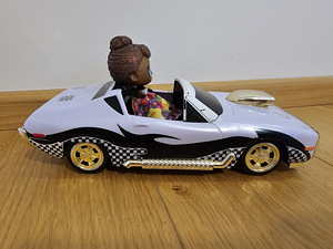 L.o.l. surprise auto koos nukuga (2 foto / 4)