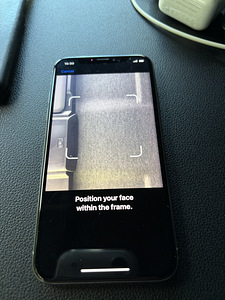 iPhone X 256GB (5 foto / 9)