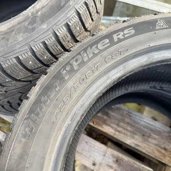 Winter iPike RS 225/50R17 98T Naastrehvid