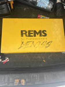 REMS (2 foto / 2)