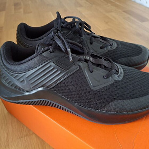 Кроссовки Nike размер 43 (4 фото из 6)