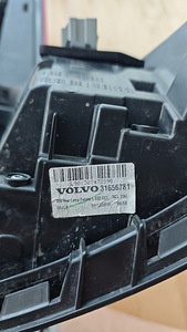 Volvo v90, v90cc tagumine vasak tuli 31656781 (7 foto / 7)