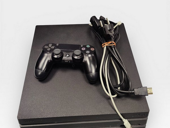 Mängukonsool Sony Playstation 4 Pro 1 TB + Juhe + Pult