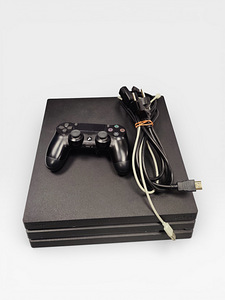 Игровая консоль Sony Playstation 4 Pro 1 TB + Провода +Пульт (1 фото из 5)