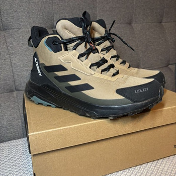 Adidas terrex