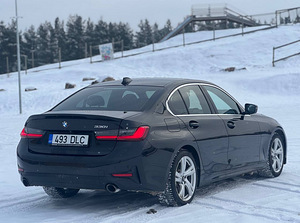 BMW 330I (3 фото из 14)