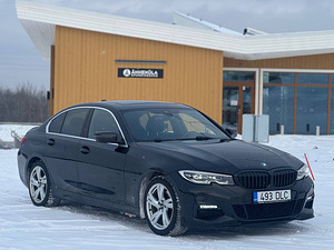 BMW 330I (4 фото из 14)