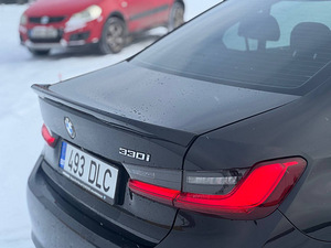 BMW 330I (6 фото из 14)