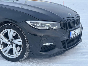 BMW 330I (8 фото из 14)