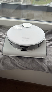 Samsung VR50T95735W robottolmuimeja (2 foto / 4)