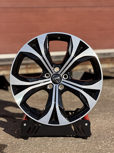 20" оригинальные диски Lexus/Toyota 5x114,3 + датчики (2 фото из 8)