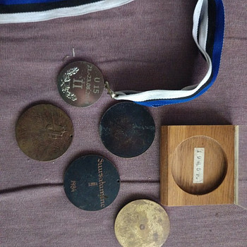 5 vana Eesti medalit