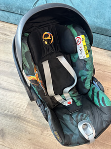 Cybex Cloud Q автокресло с базой изофикс (2 фото из 4)