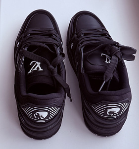 Louis Vuitton Trainer Sneaker , Black (9 фото из 10)