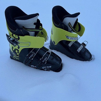 Laste mäesuusasaapad Rossignol, s 35