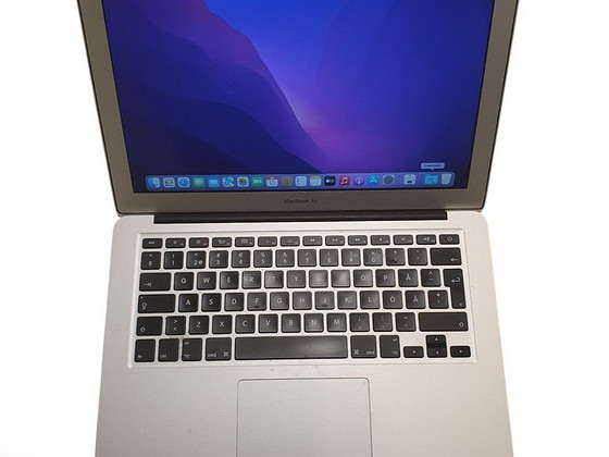 Ноутбук Apple MacBook Air 13" (2017) A1466 + зарядка