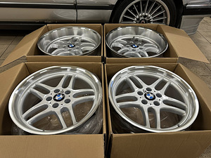 BMW 19tolli style37 veljed (2 foto / 2)