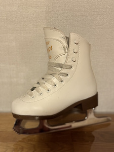 Laste uisud Graf Davos Gold (4 foto / 5)