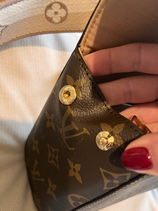 Louis Vuitton Cluny Mini, копия (4 фото из 5)