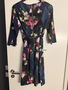 Платье Ted Baker (1 фото из 3)