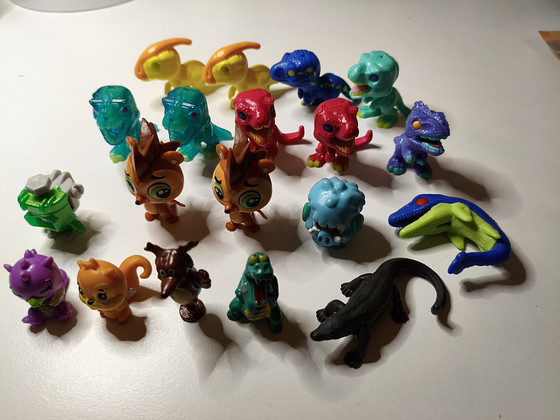 Kinder Jurassic World